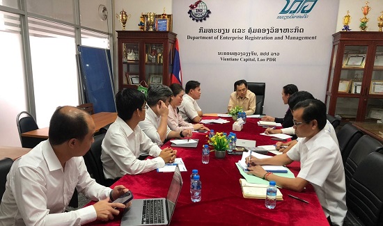 ທ່ານ ລມຕ ມາເຮັດວຽກຢູ່ກົມທະບຽນ